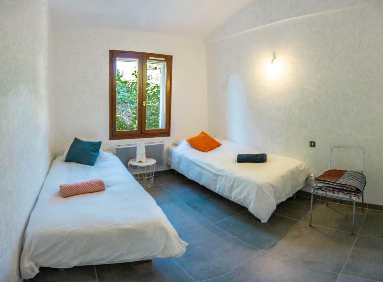 Villa In Provence With Private Pool LʼIsle-sur-la-Sorgue Екстериор снимка